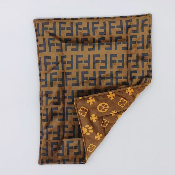 Fello Luxury Dog Flannel Hot Mat