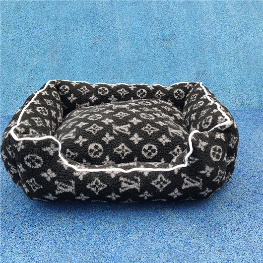 The Fluffy LV Bed
