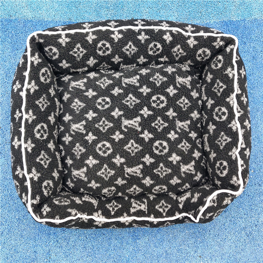 The Fluffy LV Bed