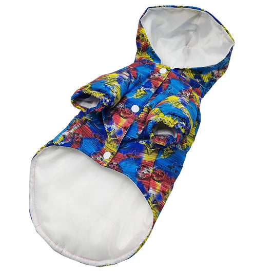 Chaqueta para perro inspirada en un elegante diseñador