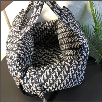 DD  Luxury Dog Car Vintage Seat