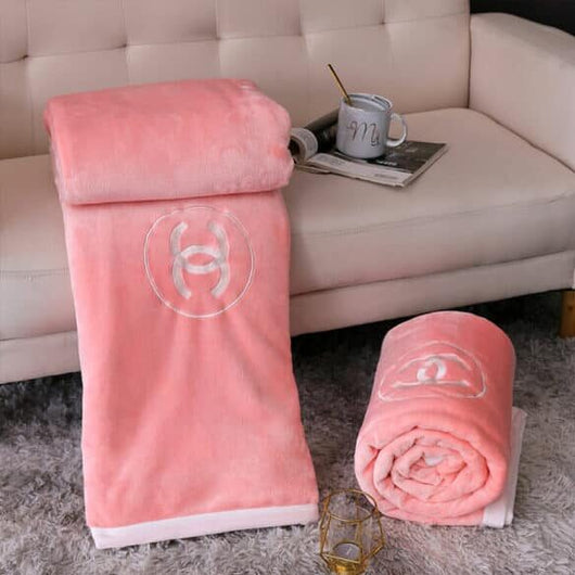 Puppy Comfort Vintage Blanket