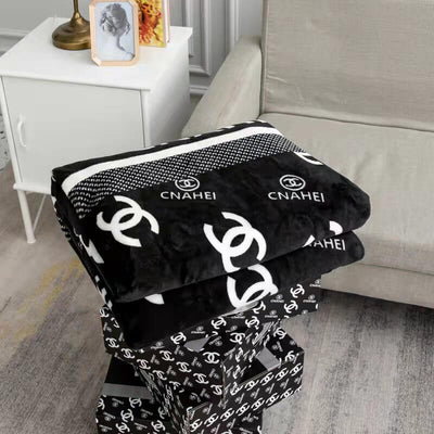 Black Dog Tactile Blanket