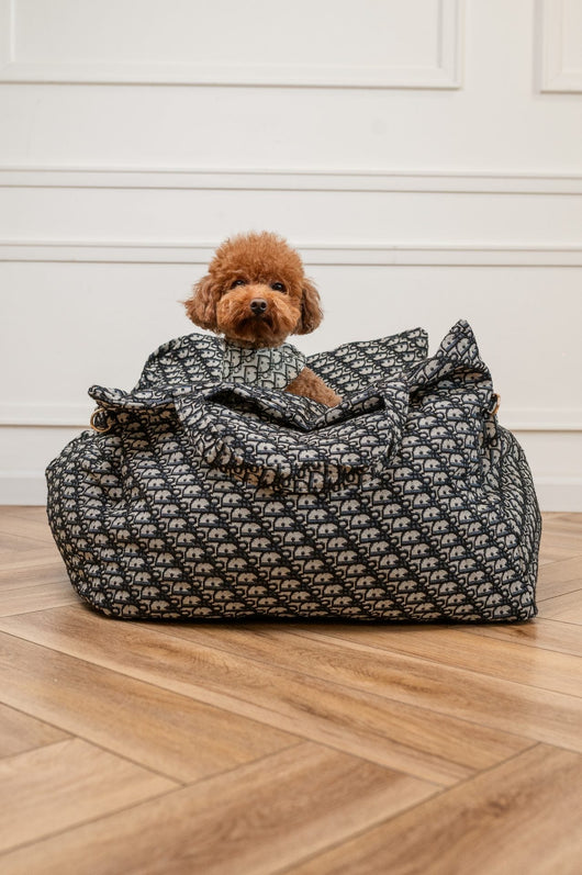 DD  Luxury Dog Car Vintage Seat