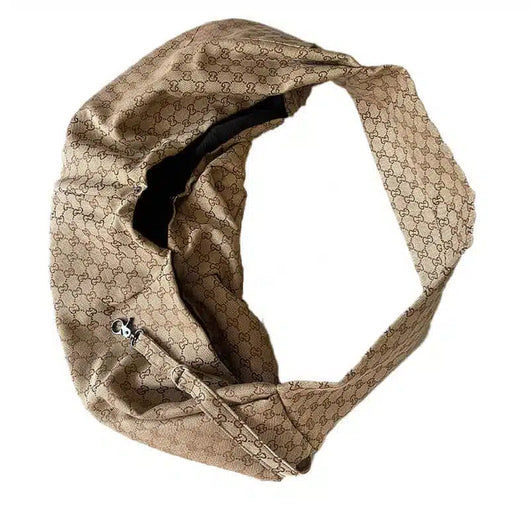 GG Dog Abstract Carrier