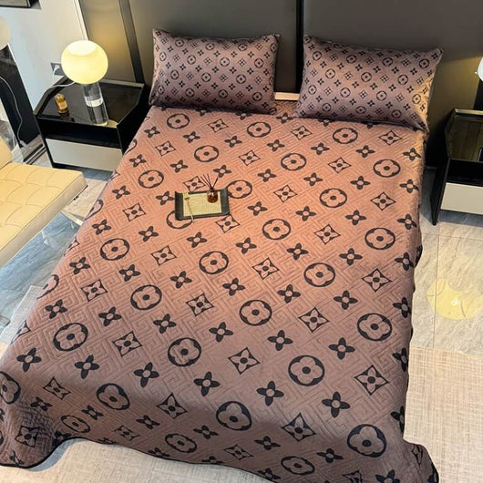 Designer Blanket And Pillowcase Loaded Set