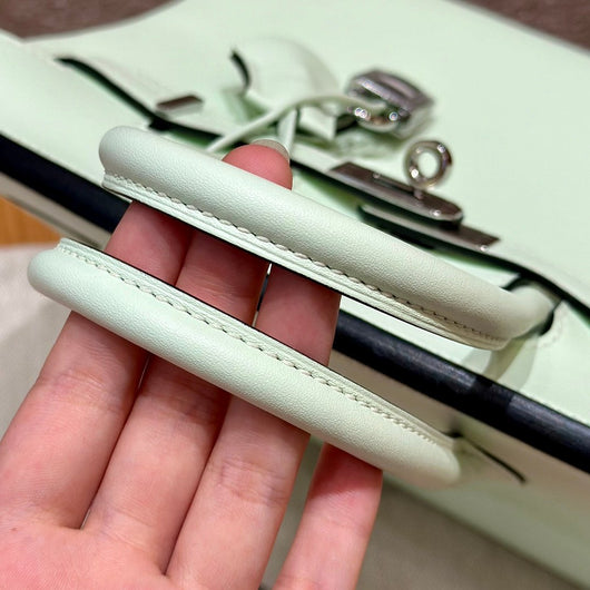 Birkin 25 Vert Fizz Luxury Bag