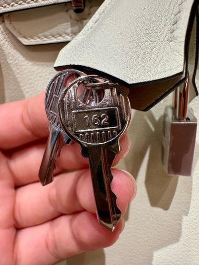 Birkin 25 Vert Fizz Luxury Bag