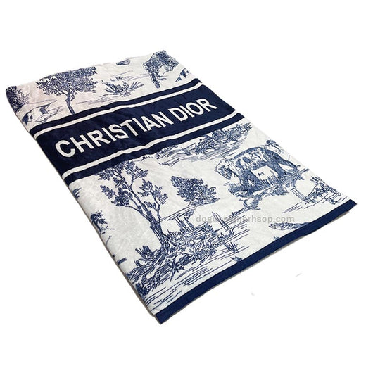 Leaf Dog Layered Blanket