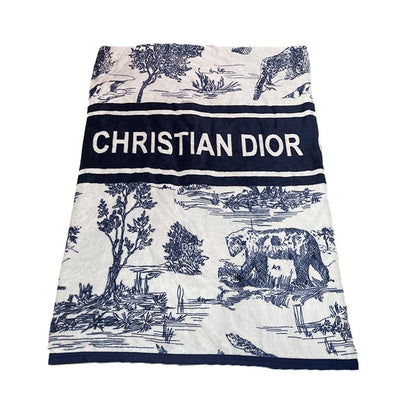 Leaf Dog Layered Blanket