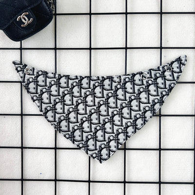 Doggo Classic Viral Scarf